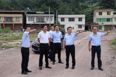 四川路橋黨委委員、副董事長(zhǎng)胡元華一行赴蜀能礦產(chǎn)調(diào)研指導(dǎo)工作