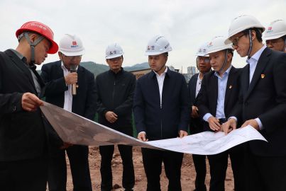 先平調研指導蜀能礦產磷酸鐵鋰新材料項目建設工作