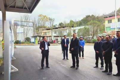 樂山市委常委、市直機關(guān)工委書記、市總工會主席雷建新赴蜀能礦產(chǎn)磷酸鐵鋰廠調(diào)研